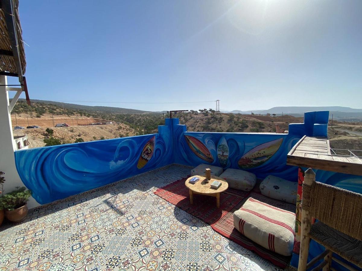 Happy Surf Hostel Taghazout Esterno foto