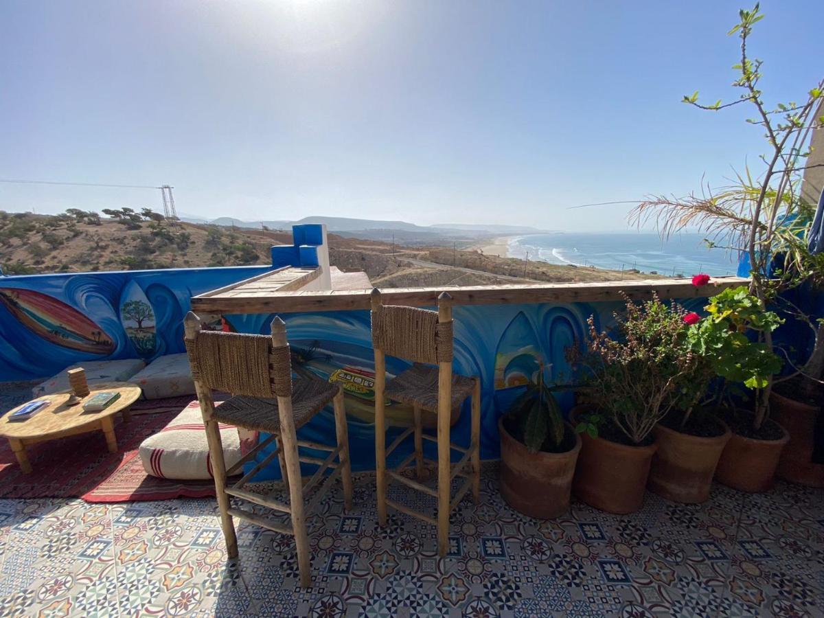 Happy Surf Hostel Taghazout Esterno foto