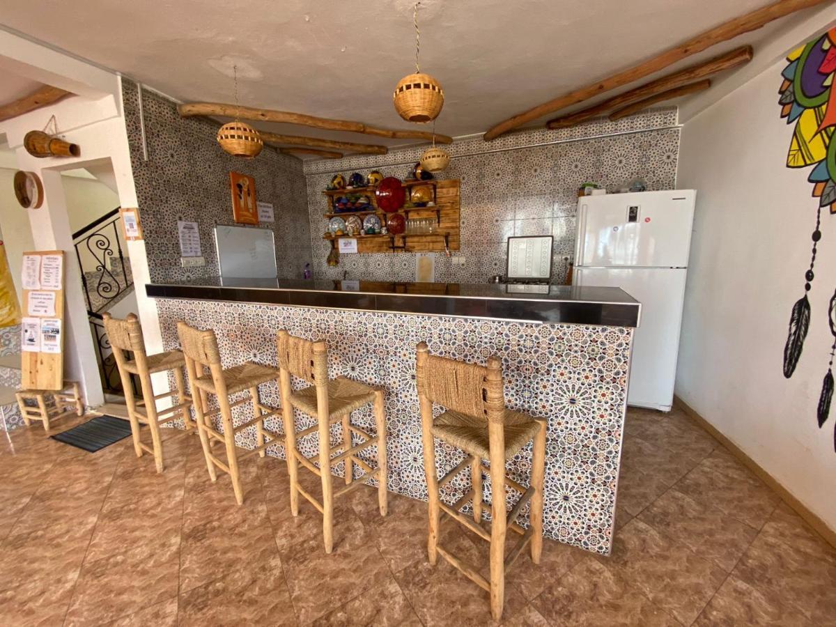 Happy Surf Hostel Taghazout Esterno foto